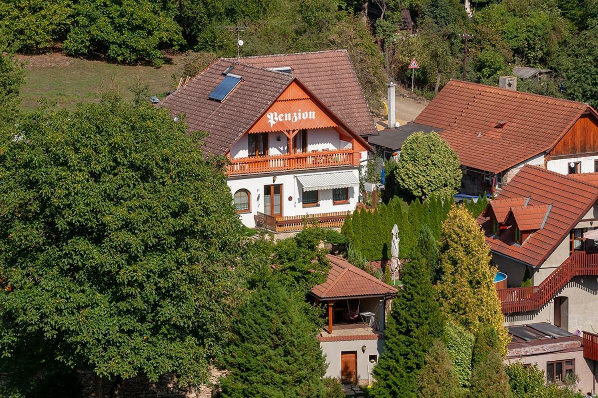 Penzion Na Hradcanech Nove Mesto nad Metuji Exterior photo